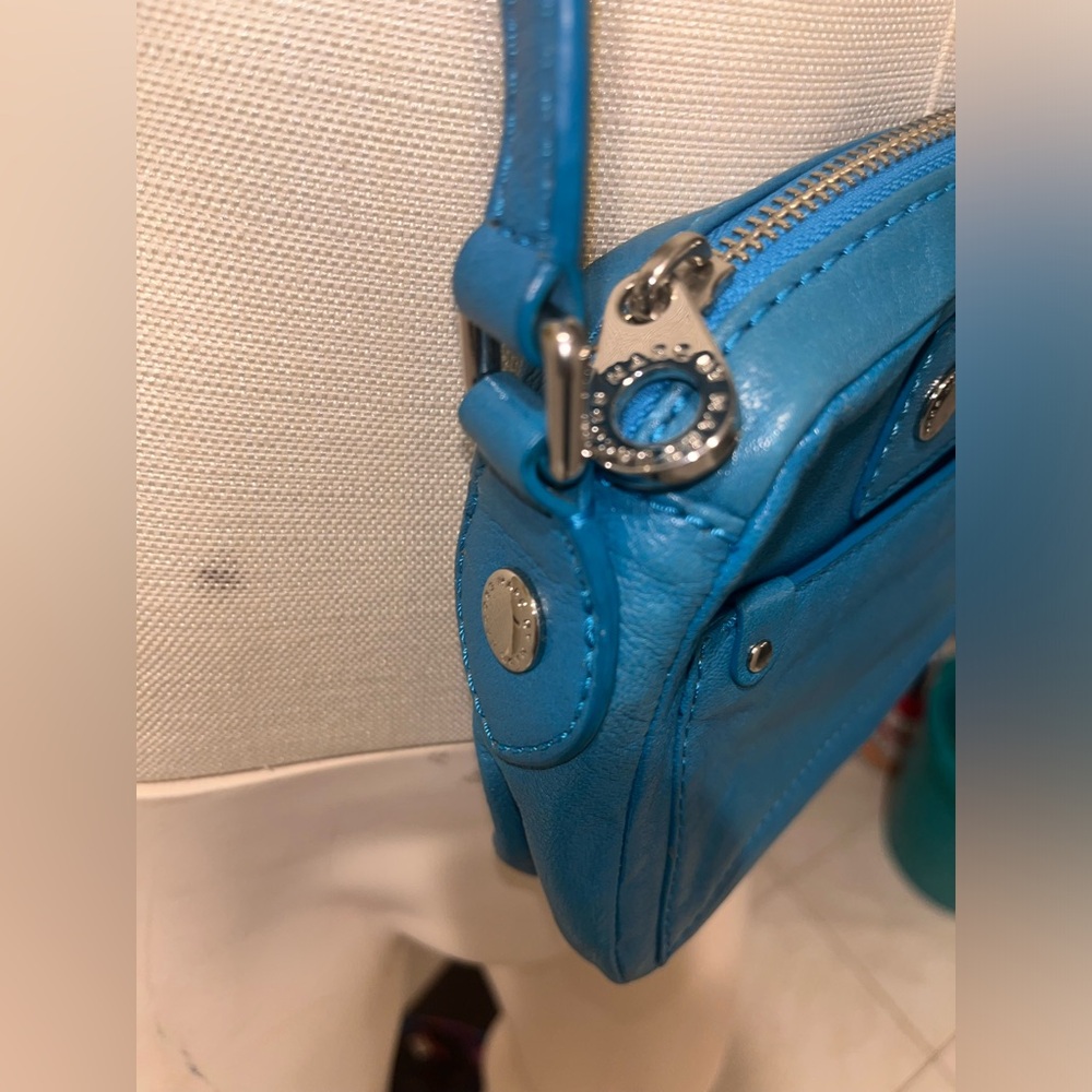 Marc by Marc Jacob’s - Leather Turquoise Crossbody - Picture 4 of 10